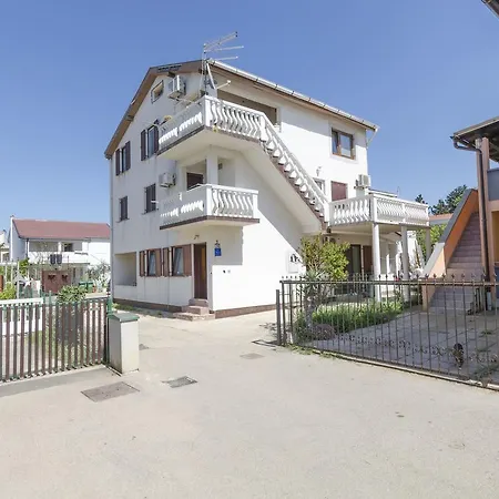 Appartement Bozidar *