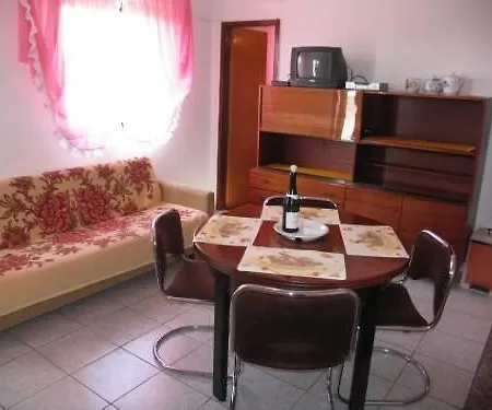 Boidar Apartment *